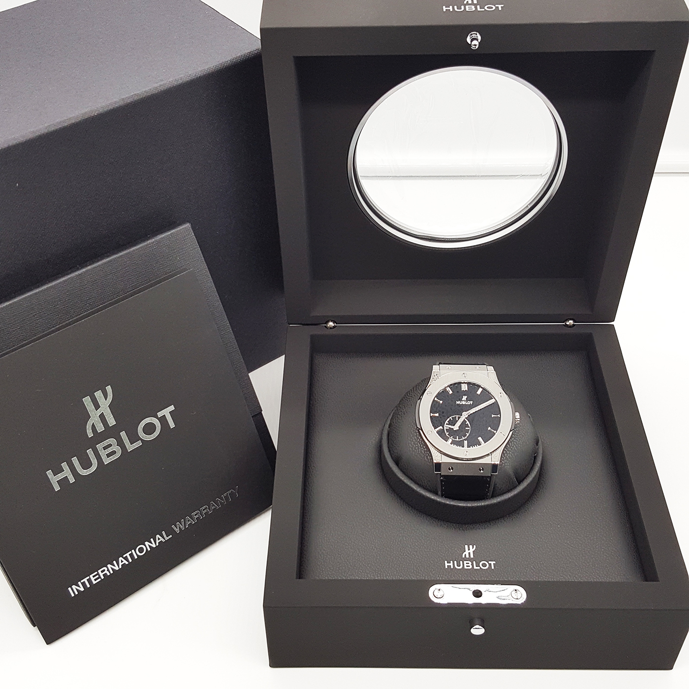 hublot-classic-515nx1270lr-image-47118-947294.jpg